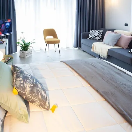 아파트 Kita House