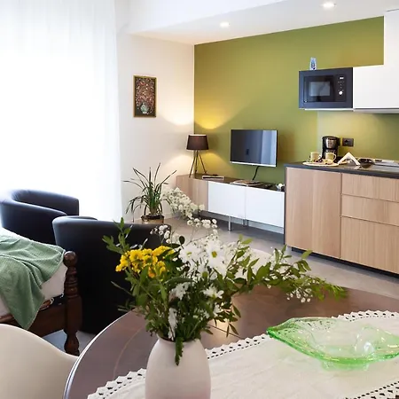 Апартаменти Kita House *