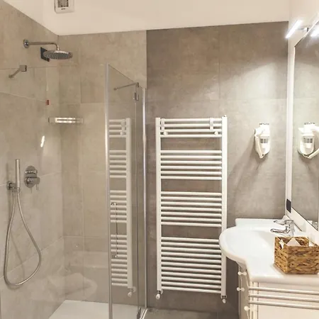 Kita House 아파트 *